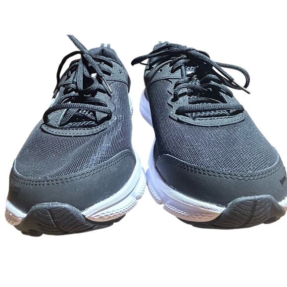 Under Armour Charged Assert 10 running shoes Men\'s 8.5 main image 8